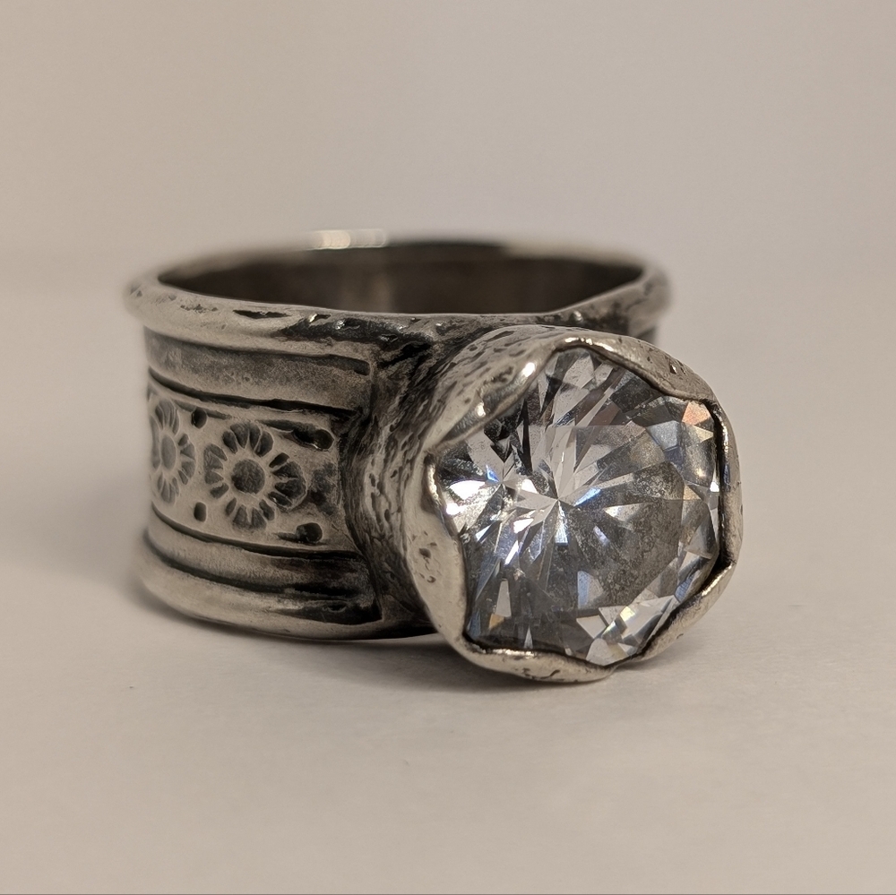 Vintage Silpada Sterling Silver Queen For A Day Large CZ Band Ring Size 8 3/4- 9